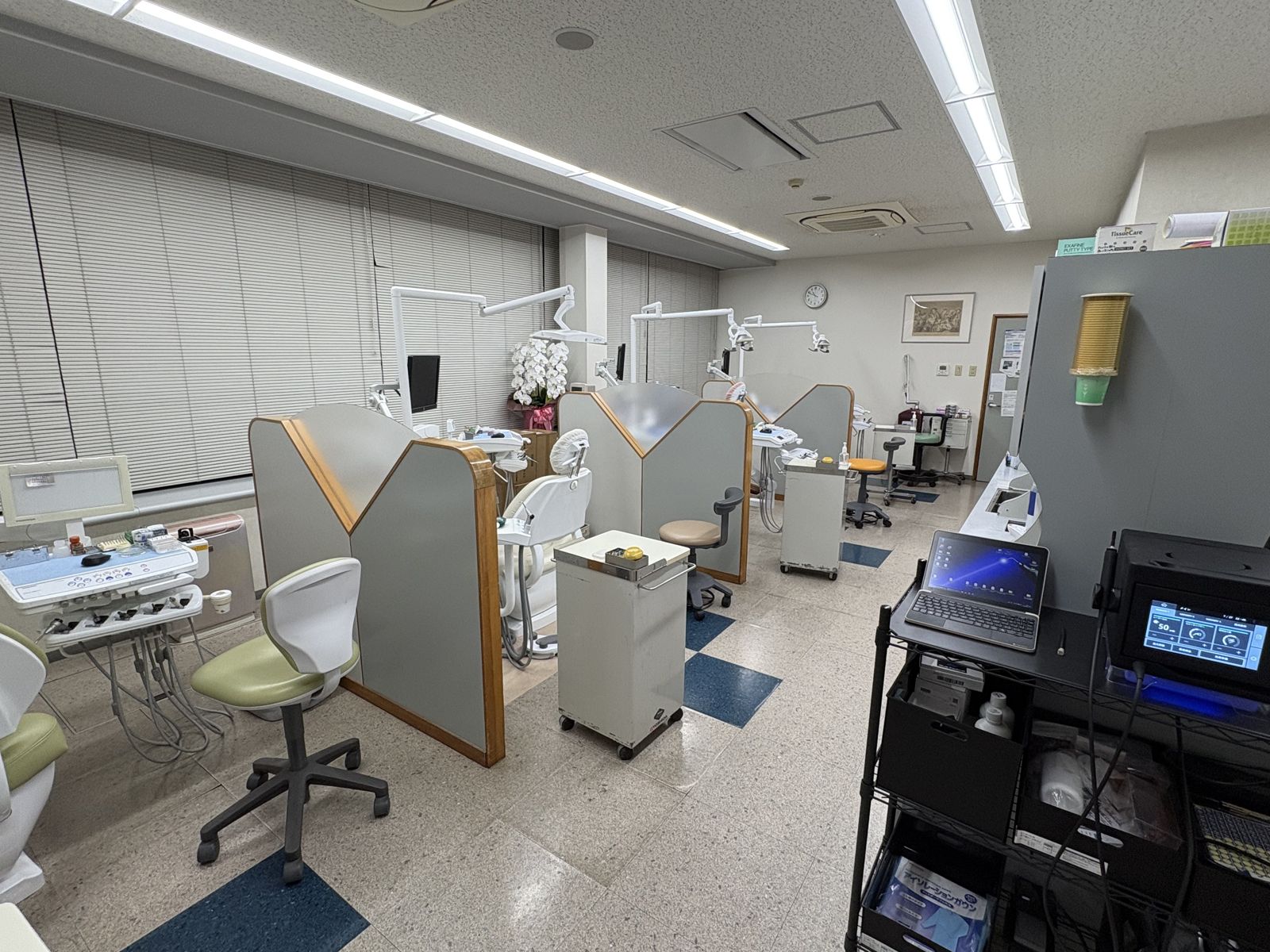 診療室の診療台